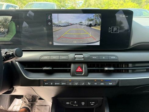 Used 2025 Kia K4 image 6