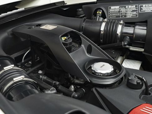 Used 2016 Ferrari 488 GTB Base image 53