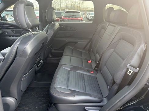 Used 2024 Lincoln Nautilus Reserve w/ Equipment Group 202A image 30