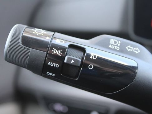New 2027 Kia Carnival SX w/ Dark Edition Package FWD image 35