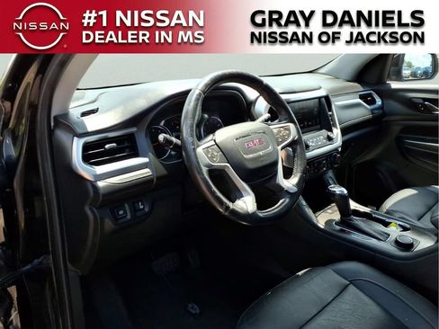 Used 2018 GMC Acadia SLT FWD image 11