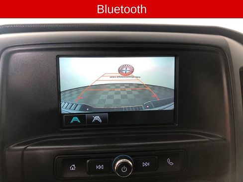 Used 2018 Chevrolet Silverado 1500 Custom w/ Custom Value Package AWD/4WD image 4
