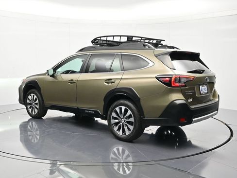 Used 2023 Subaru Outback Limited image 8