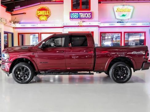 Used 2019 RAM 2500 Laramie w/ Night Edition AWD/4WD image 12