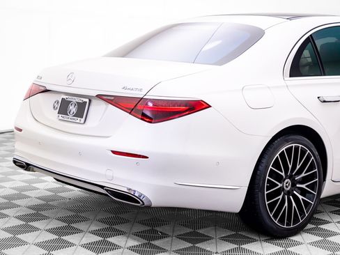 Used 2021 Mercedes-Benz S 580 4MATIC Sedan image 32