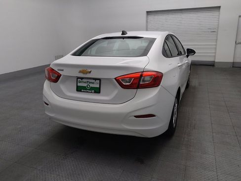 Used 2017 Chevrolet Cruze LS FWD image 7