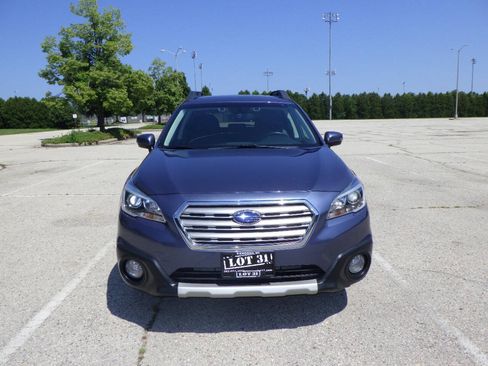 Used 2017 Subaru Outback 3.6R Limited AWD/4WD image 2