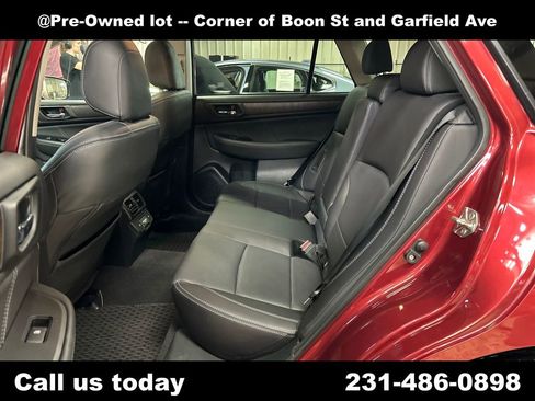 Used 2018 Subaru Outback 2.5i Limited AWD/4WD image 27