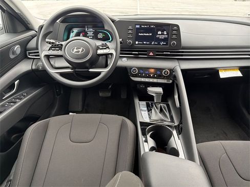 New 2026 Hyundai Elantra Blue image 22