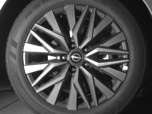 Used 2026 Nissan Altima 2.5 SV FWD image 16