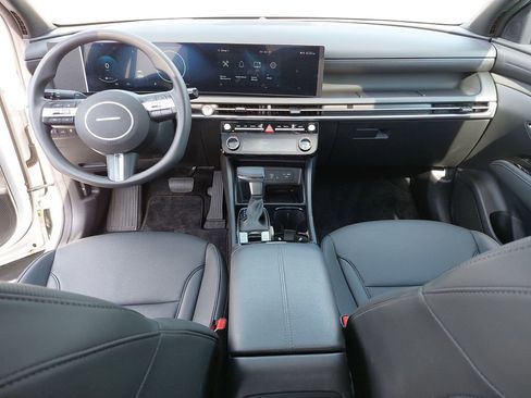Certified 2025 Hyundai Santa Cruz SEL AWD/4WD image 9