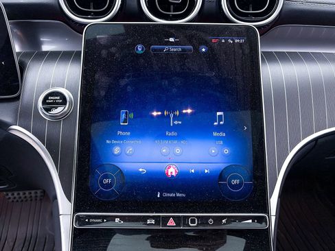 Used 2024 Mercedes-Benz GLC 300 w/ AMG Line image 23