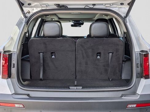 Certified 2023 Kia Sorento X-Line EX AWD/4WD image 9