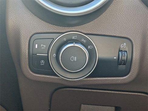 Used 2021 Alfa Romeo Stelvio Sprint w/ Nero Edizione image 24