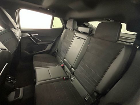 Used 2025 BMW X2 M35i image 32