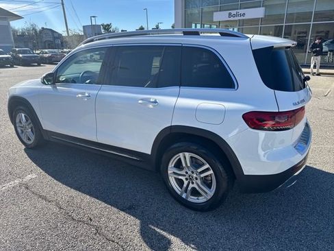 Used 2021 Mercedes-Benz GLB 250 4MATIC image 5