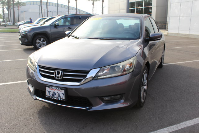 Used 2015 Honda Accord Sport image 4