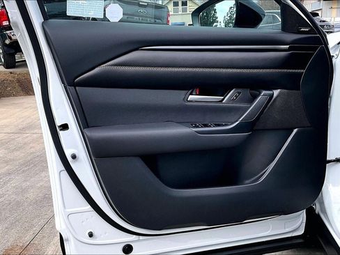 New 2026 MAZDA CX-50 AWD 2.5 Hybrid w/ Cargo Package image 27