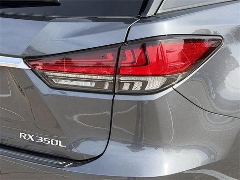 Used 2022 Lexus RX 350L Luxury image 7