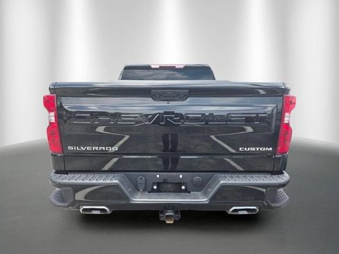Used 2025 Chevrolet Silverado 1500 Custom Trail Boss AWD/4WD image 3