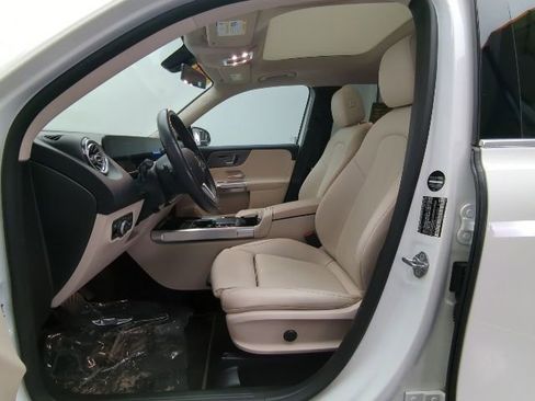 Certified 2021 Mercedes-Benz GLB 250 image 12