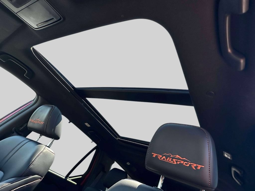 Certified 2023 Honda Pilot TrailSport image 16