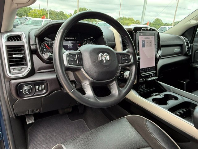 Used 2023 RAM 2500 Laramie AWD/4WD image 12