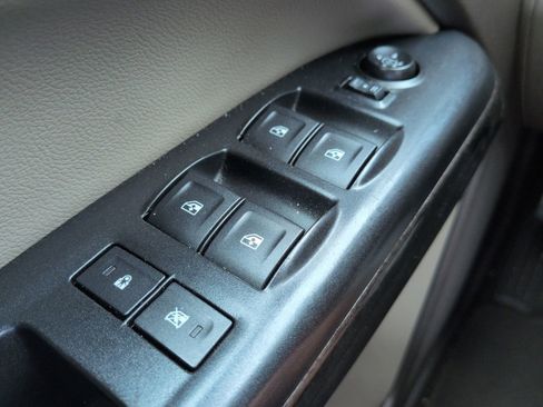 Used 2016 GMC Canyon SLT w/ Driver Alert Package image 22