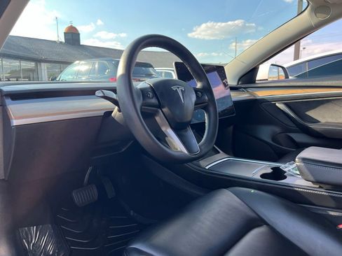 Used 2021 Tesla Model 3 Standard Range Plus image 43