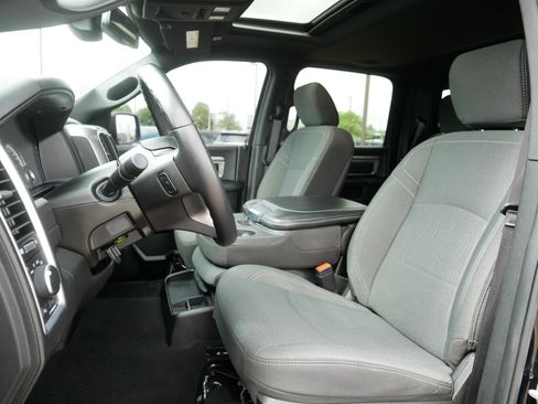 Used 2024 RAM 1500 Warlock w/ Electronics Group AWD/4WD image 34