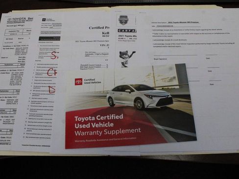 Certified 2021 Toyota 4Runner SR5 Premium w/ Moonroof Package AWD/4WD image 33
