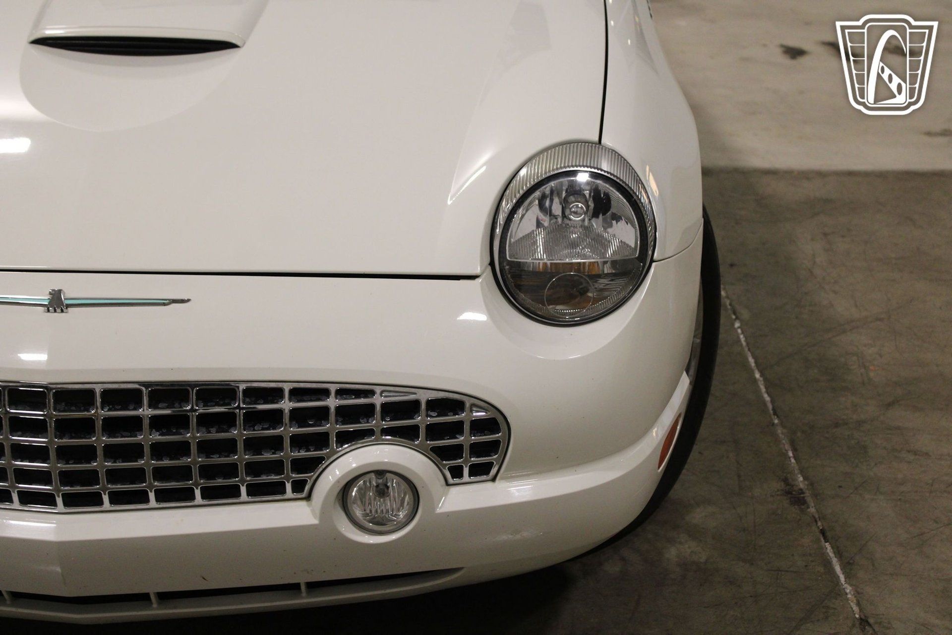 Used 2002 Ford Thunderbird RWD image 25