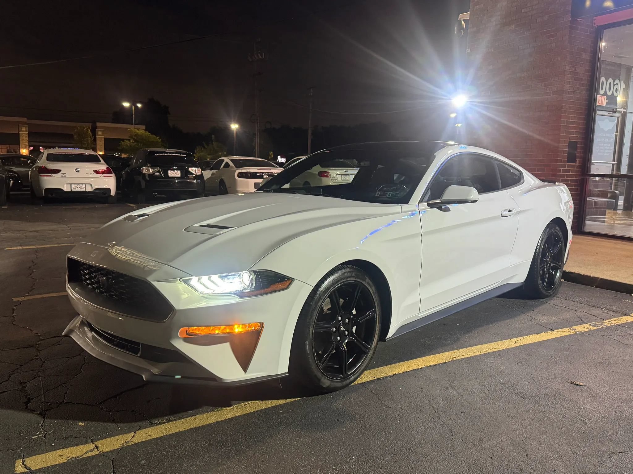 Used 2020 Ford Mustang Coupe w/ Black Accent Package RWD image 3