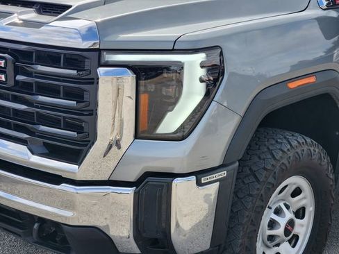 Used 2024 GMC Sierra 3500 Pro w/ X31 Off-Road Package image 7