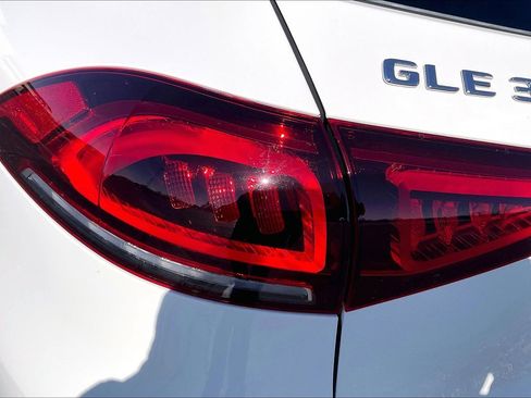 Used 2022 Mercedes-Benz GLE 350 image 25