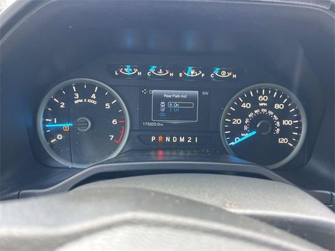 Used 2015 Ford F150 XLT w/ Equipment Group 302A Luxury image 35