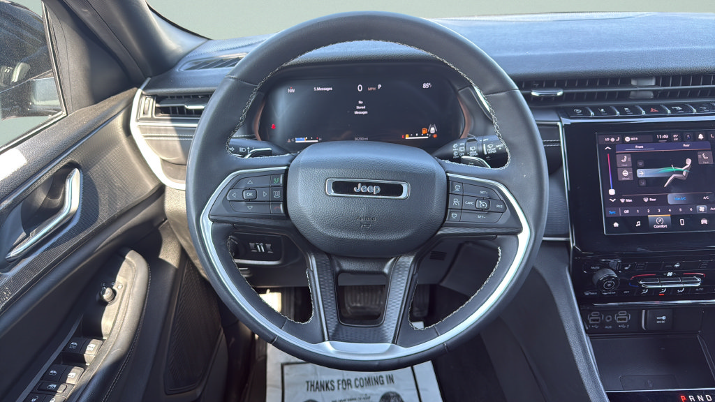 Used 2023 Jeep Grand Cherokee L Laredo AWD/4WD image 17