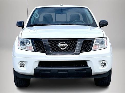 Used 2018 Nissan Frontier SV w/ Value Truck Package image 3