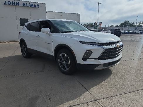 Certified 2023 Chevrolet Blazer LT w/ Driver Confidence Package AWD/4WD image 3
