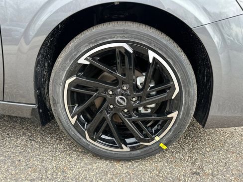 New 2026 Nissan Sentra SR w/ SR Premium Package FWD image 13