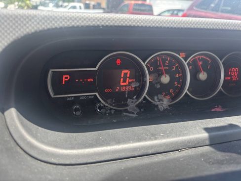 Used 2010 Scion xB FWD image 5