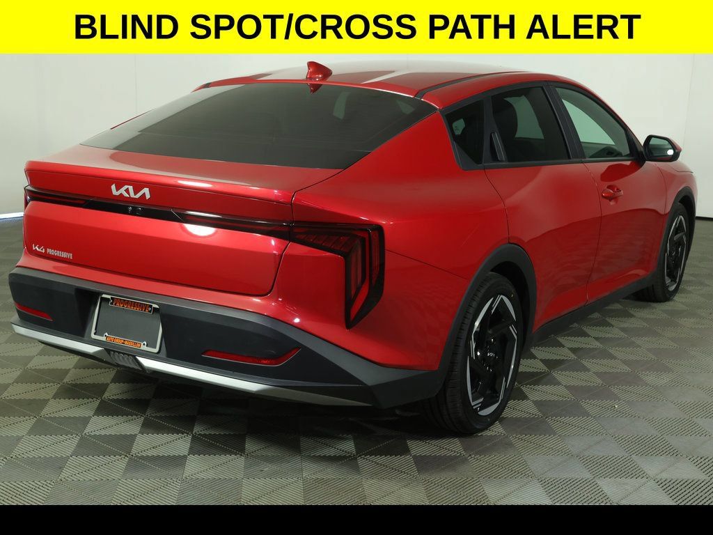 Used 2025 Kia K4 EX FWD image 6