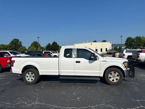 Used 2018 Ford F150 XLT w/ Equipment Group 301A Mid RWD image 4
