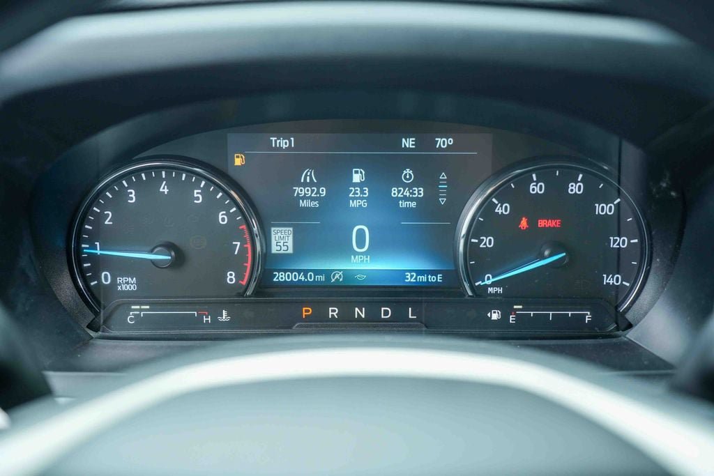 Used 2023 Ford Explorer XLT w/ Equipment Group 202A AWD/4WD image 32