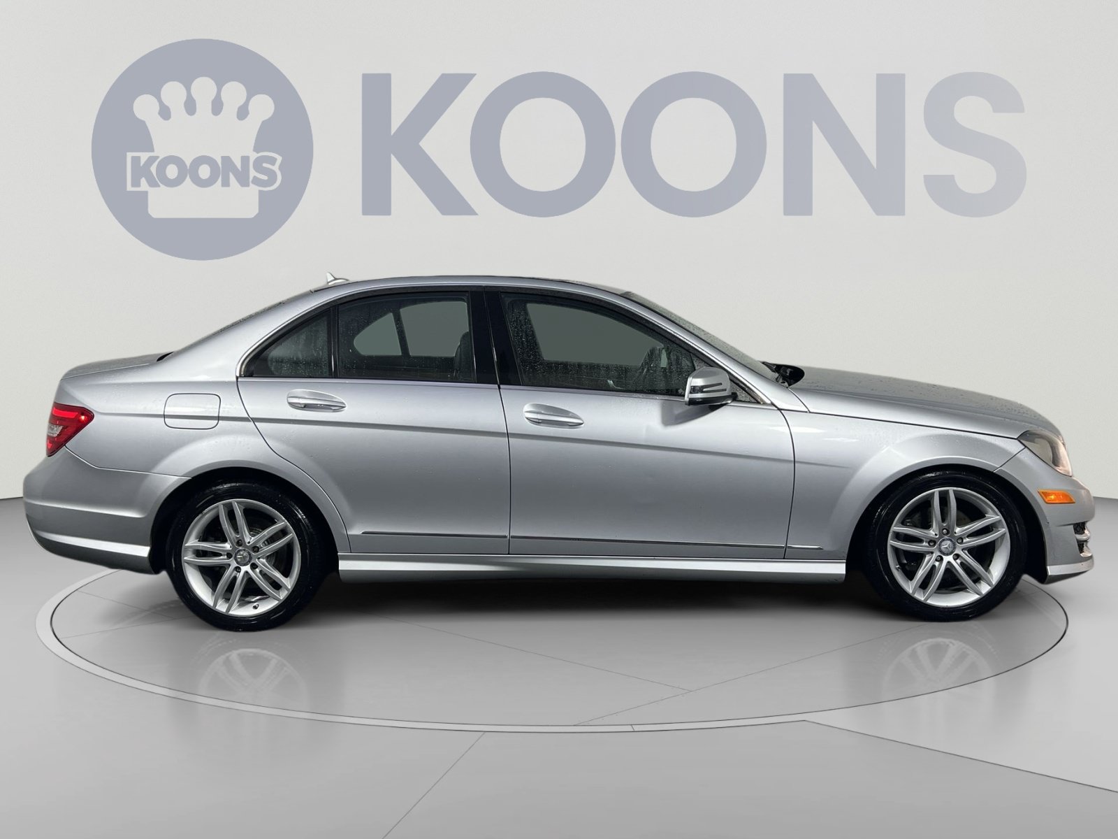 Used 2012 Mercedes-Benz C 300 4MATIC Sedan image 8