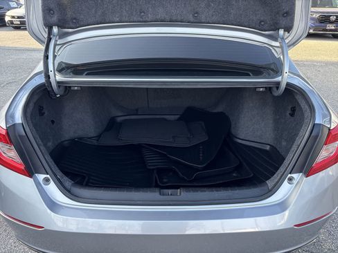 Used 2019 Honda Accord Sport image 18