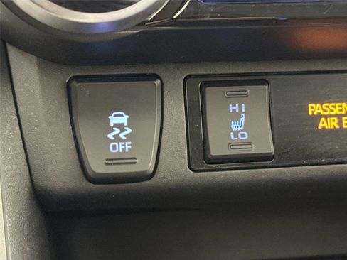 Certified 2019 Toyota RAV4 XLE image 7