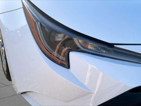 Used 2023 Toyota Corolla LE FWD image 27