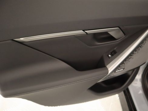 New 2025 BMW 530i xDrive w/ M Sport Package image 18