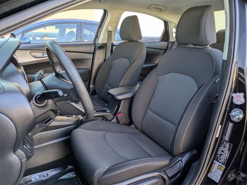 Used 2024 Kia Forte LXS image 23
